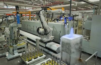 揭秘AITO问界M5诞生记 走近赛力斯重庆智慧工厂的智能制造魔法